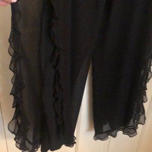 St John Sexy, flowy black pants! Size 2